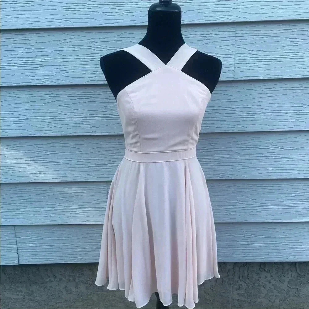 Lulu's Dress - Picture 1 of 5